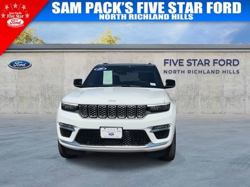 Used 2025 Jeep Grand Cherokee Summit AWD/4WD image 3
