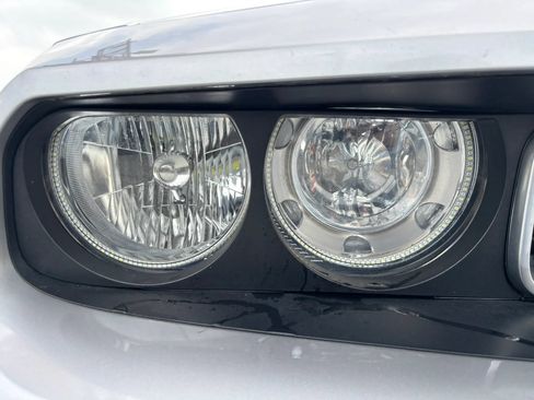 Used 2013 Dodge Challenger R/T RWD image 7