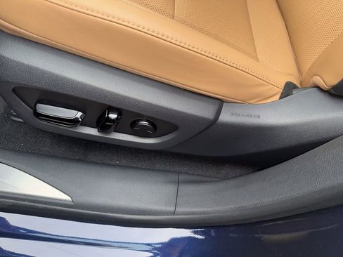 Used 2025 Lexus RX 350 FWD w/ Technology Package image 11