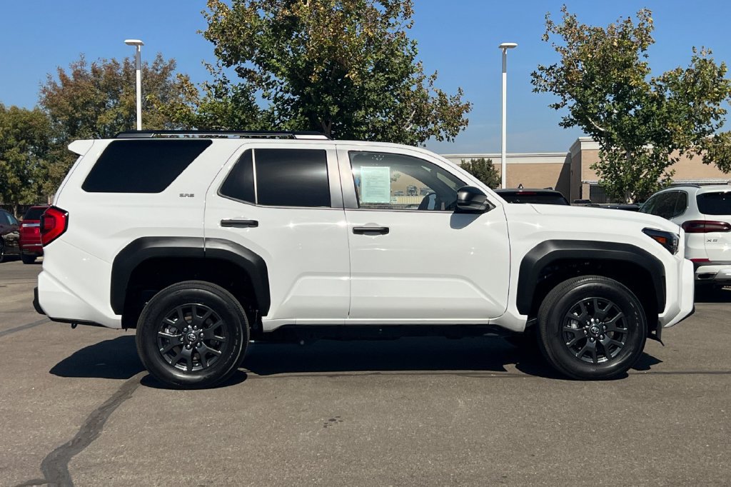 Certified 2026 Toyota 4Runner SR5 AWD/4WD image 3
