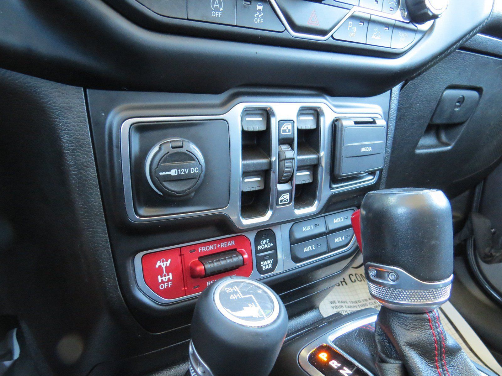 Used 2021 Jeep Wrangler Unlimited Rubicon AWD/4WD image 22