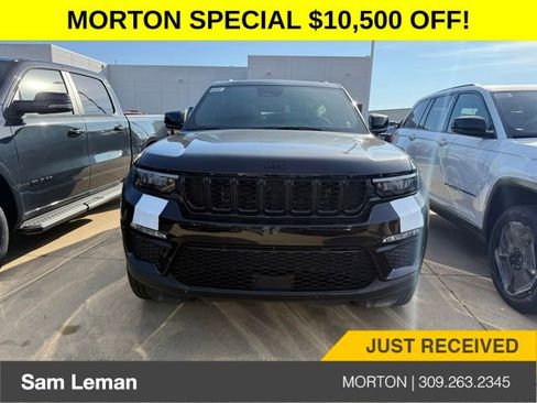 New 2025 Jeep Grand Cherokee Limited w/ Black Appearance Package image 2