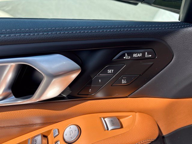 Used 2022 BMW X7 M50i w/ Cold Weather Package AWD/4WD image 8