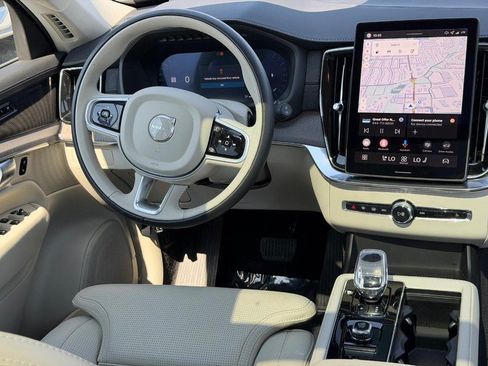 Certified 2026 Volvo XC90 B6 Ultra AWD/4WD image 14