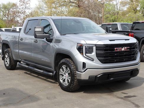 Used 2023 GMC Sierra 1500 Pro w/ Pro Value Package AWD/4WD image 5