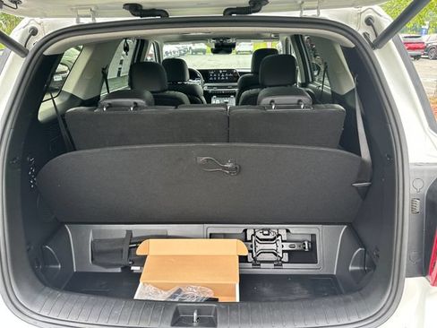 Certified 2025 Hyundai Palisade Limited AWD/4WD image 22