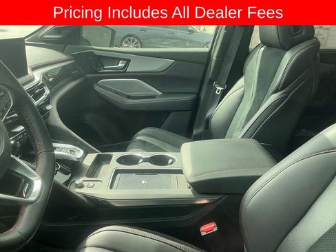 Used 2025 Acura MDX A-Spec AWD/4WD image 8