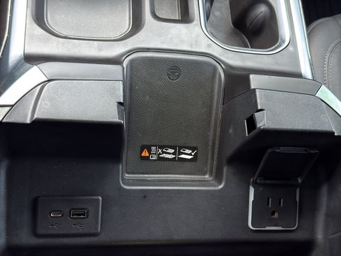 Used 2023 Chevrolet Silverado 1500 LTZ AWD/4WD image 44