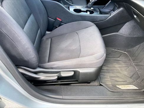 Used 2024 Chevrolet Malibu LS w/ LPO, Floor Liner Package FWD image 33