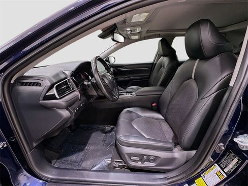 Used 2021 Toyota Camry XSE w/ Carpet Mat Package (TMS) image 22