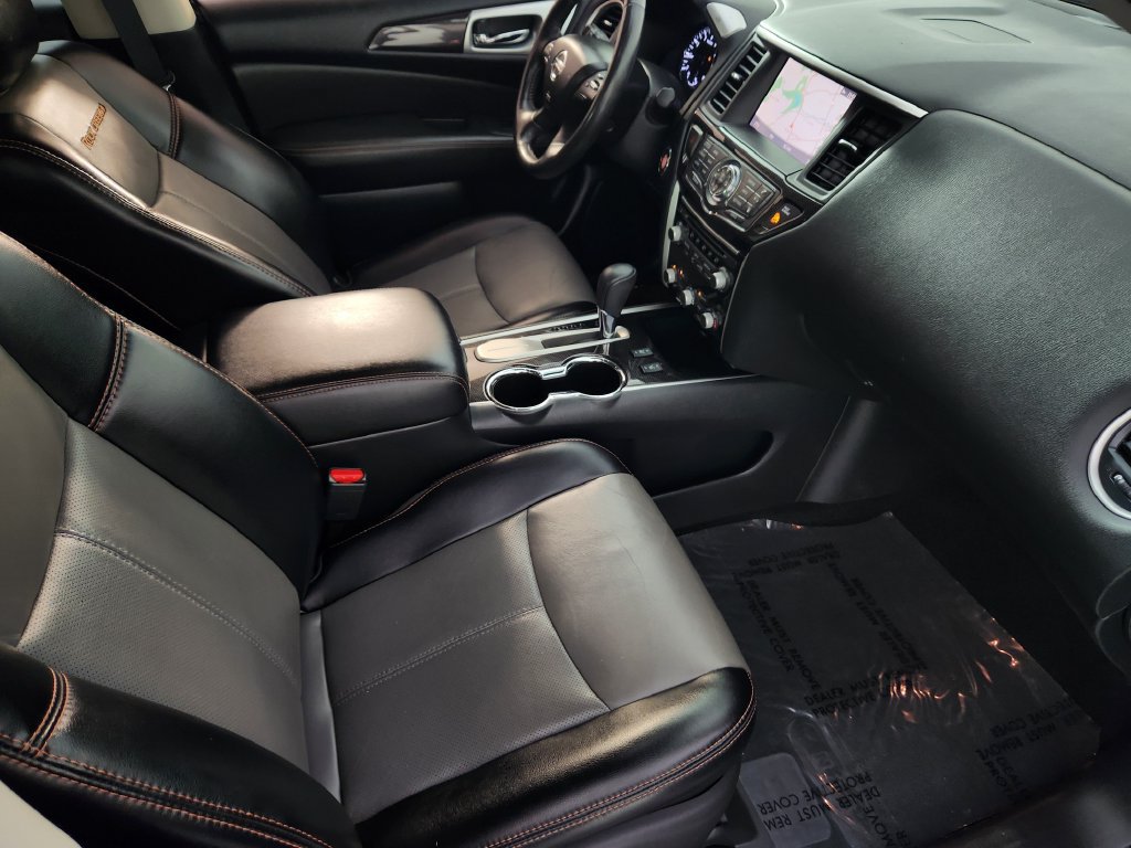 Used 2019 Nissan Pathfinder SL w/ Rock Creek Edition FWD image 15