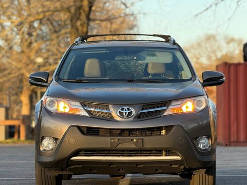 Used 2015 Toyota RAV4 XLE image 3