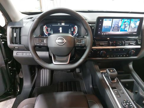 New 2026 Nissan Pathfinder SL AWD/4WD image 16