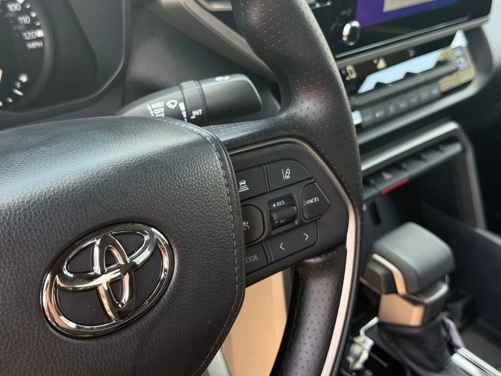 New 2026 Toyota Tundra SR5 w/ SR5 Convenience Package RWD image 13