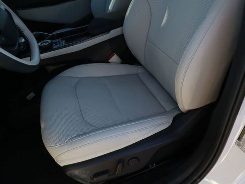 New 2025 Kia EV6 Wind image 19