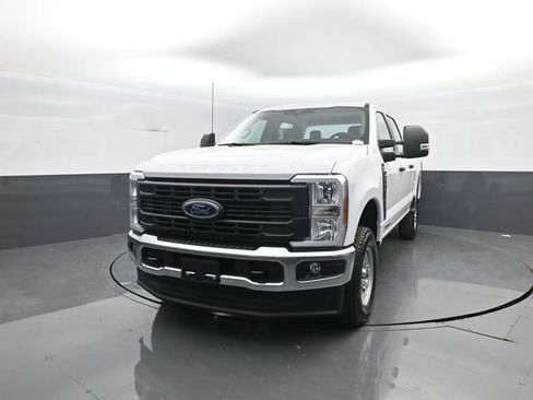 New 2026 Ford F250 XL image 3