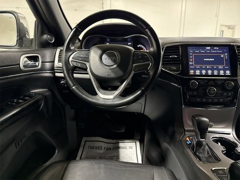Used 2020 Jeep Grand Cherokee Limited image 21