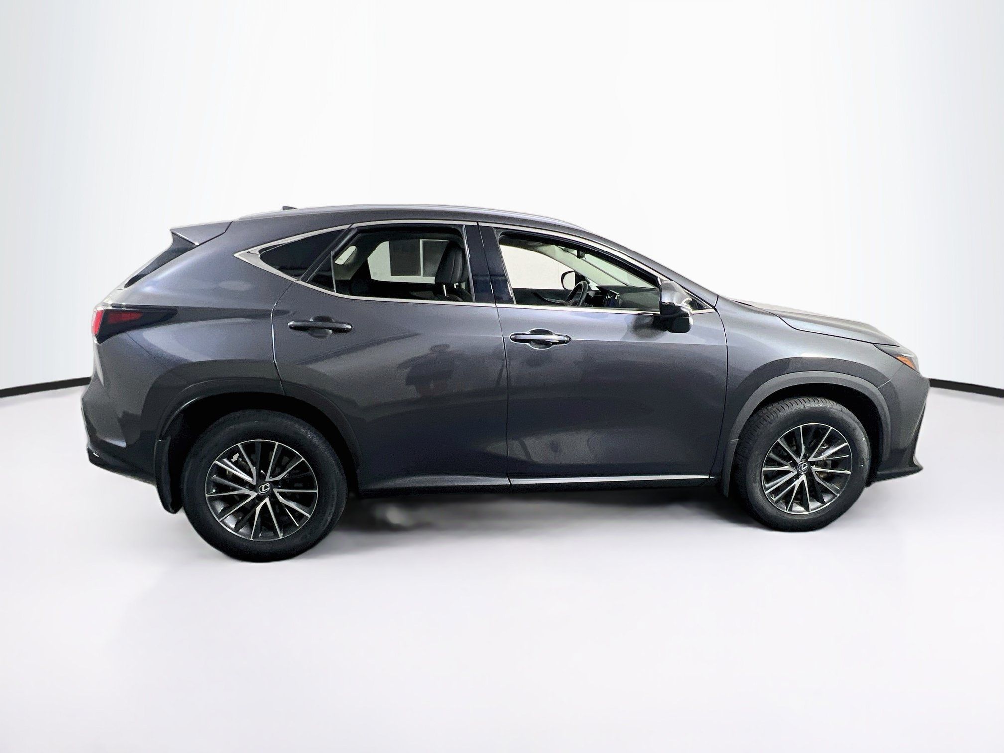 Used 2024 Lexus NX 350 AWD image 4