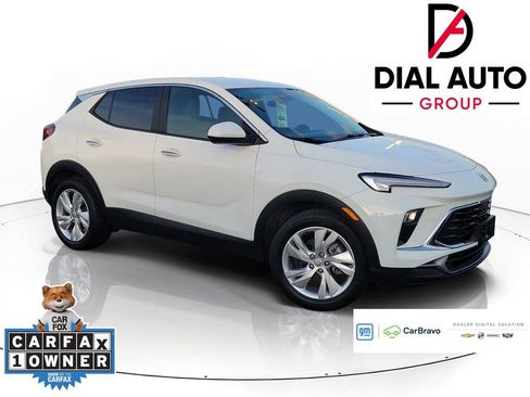Certified 2024 Buick Encore GX Preferred FWD image 1