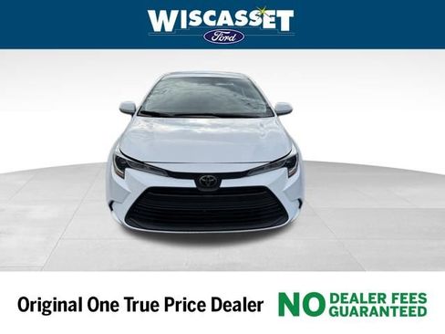 Used 2024 Toyota Corolla LE image 9