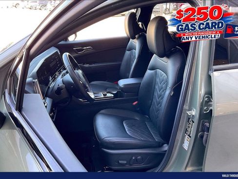 Used 2025 Kia Sportage X-Line AWD/4WD image 25