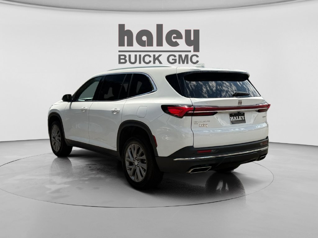 Used 2026 Buick Enclave Preferred AWD/4WD image 3