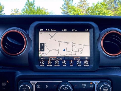 Certified 2022 Jeep Gladiator Mojave w/ LED Lighting Group AWD/4WD image 13