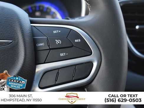 Used 2024 Chrysler Voyager LX image 16