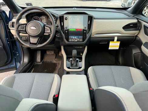 Certified 2025 Subaru Forester Premium image 20