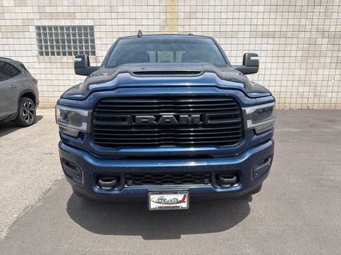 Used 2024 RAM 2500 Laramie w/ Night Edition AWD/4WD image 5