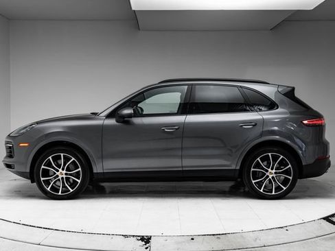 Certified 2021 Porsche Cayenne S AWD/4WD image 2