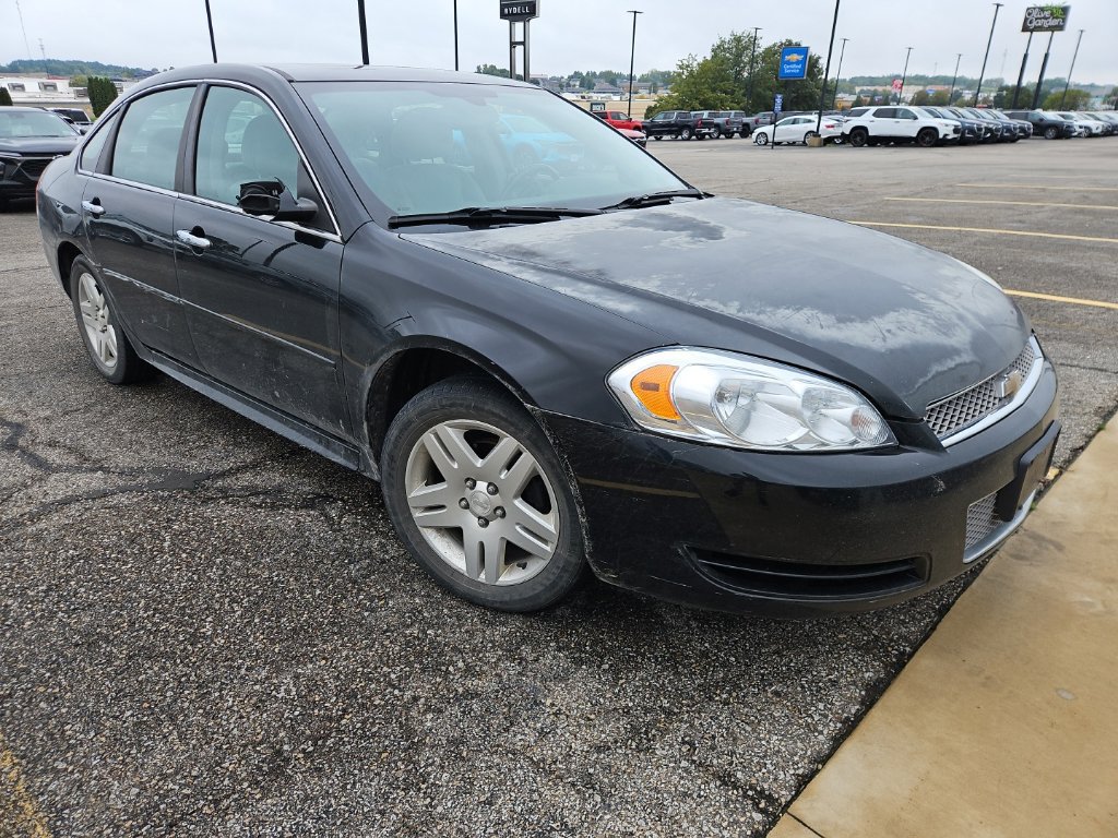 Used 2013 Chevrolet Impala LT w/ LT Sunroof Package FWD image 4