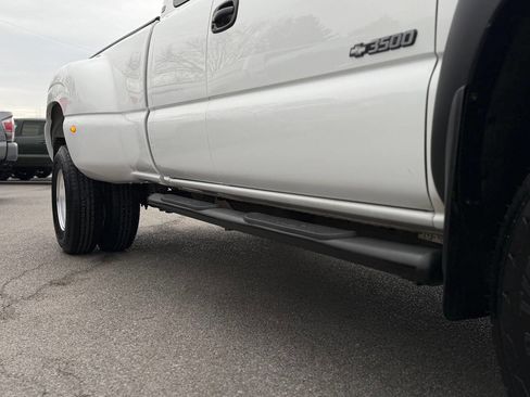 Used 2002 Chevrolet Silverado 3500 LS w/ Electrical Convenience Pkg image 72