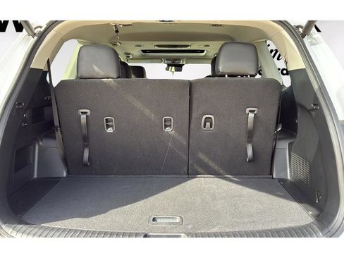 Used 2025 Kia Telluride S FWD image 10