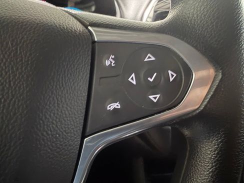 Used 2020 Chevrolet Traverse LS FWD image 18