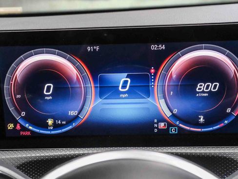 Used 2022 Mercedes-Benz A 220 image 29