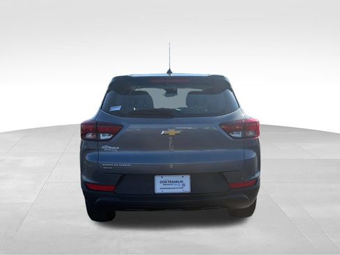 Used 2022 Chevrolet TrailBlazer LS AWD/4WD image 5