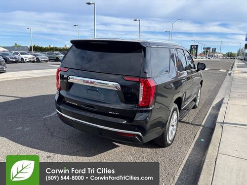 Used 2023 GMC Yukon SLT AWD/4WD image 12