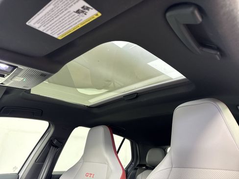 Used 2023 Volkswagen GTI Autobahn FWD image 18