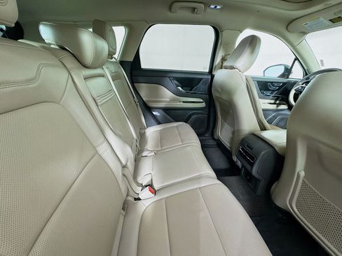 Used 2022 Lincoln Corsair FWD w/ Premium Package image 45