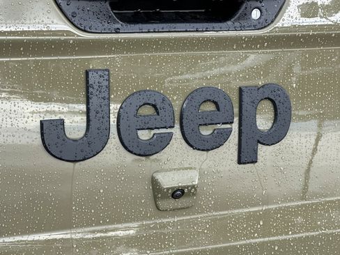 New 2026 Jeep Gladiator Sport AWD/4WD image 26