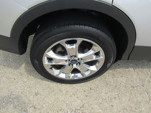 Used 2013 Ford Escape SEL FWD image 11