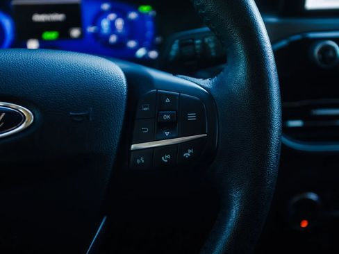 Used 2020 Ford Escape Titanium w/ Titanium Premium Package 2.0 image 16