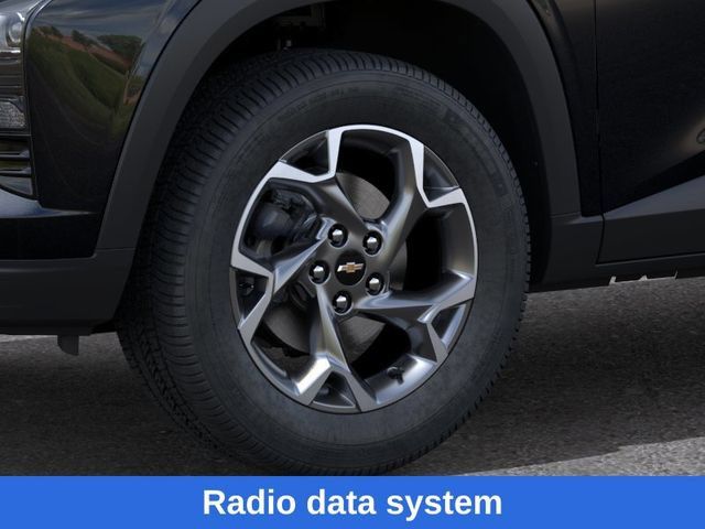 New 2026 Chevrolet Trax LT w/ Driver Confidence Package FWD image 10