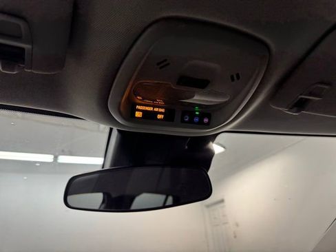 Used 2024 Chevrolet Trax LT image 29