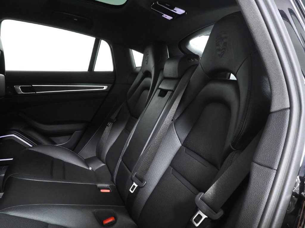Used 2023 Porsche Panamera 4 Platinum Edition AWD/4WD image 39