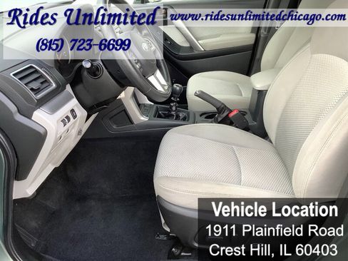 Used 2017 Subaru Forester 2.5i Premium w/ Protection Package #1 AWD/4WD image 38