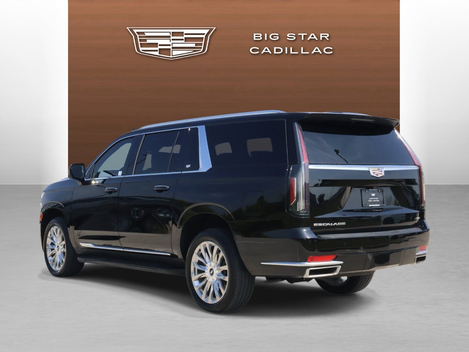 Used 2024 Cadillac Escalade ESV Premium Luxury w/ Performance Package AWD/4WD image 3