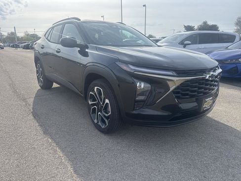 New 2026 Chevrolet Trax RS w/ Driver Confidence Package image 8