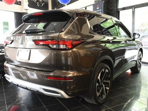 Used 2022 Mitsubishi Outlander SEL AWD/4WD image 15